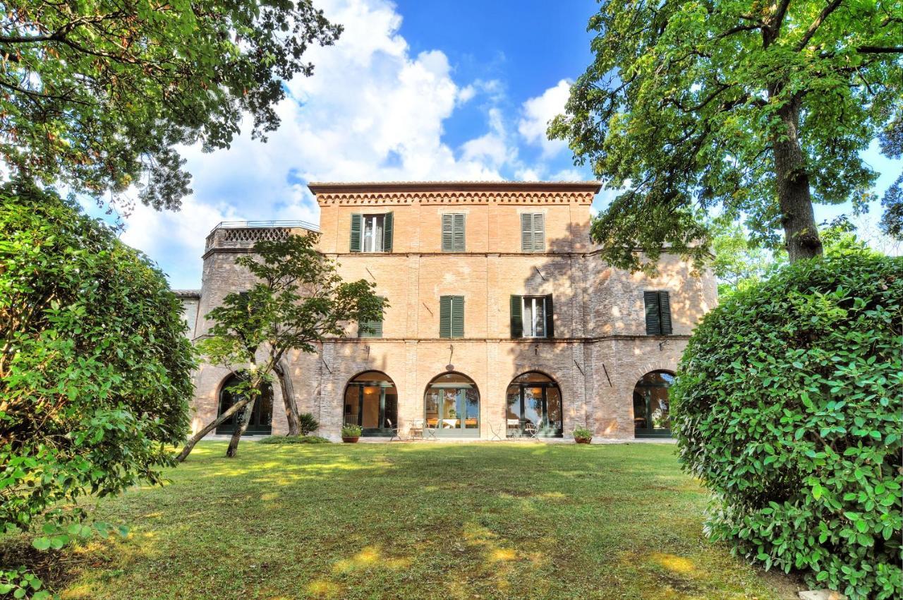 Villa Collepere Country House Мателіка Екстер'єр фото