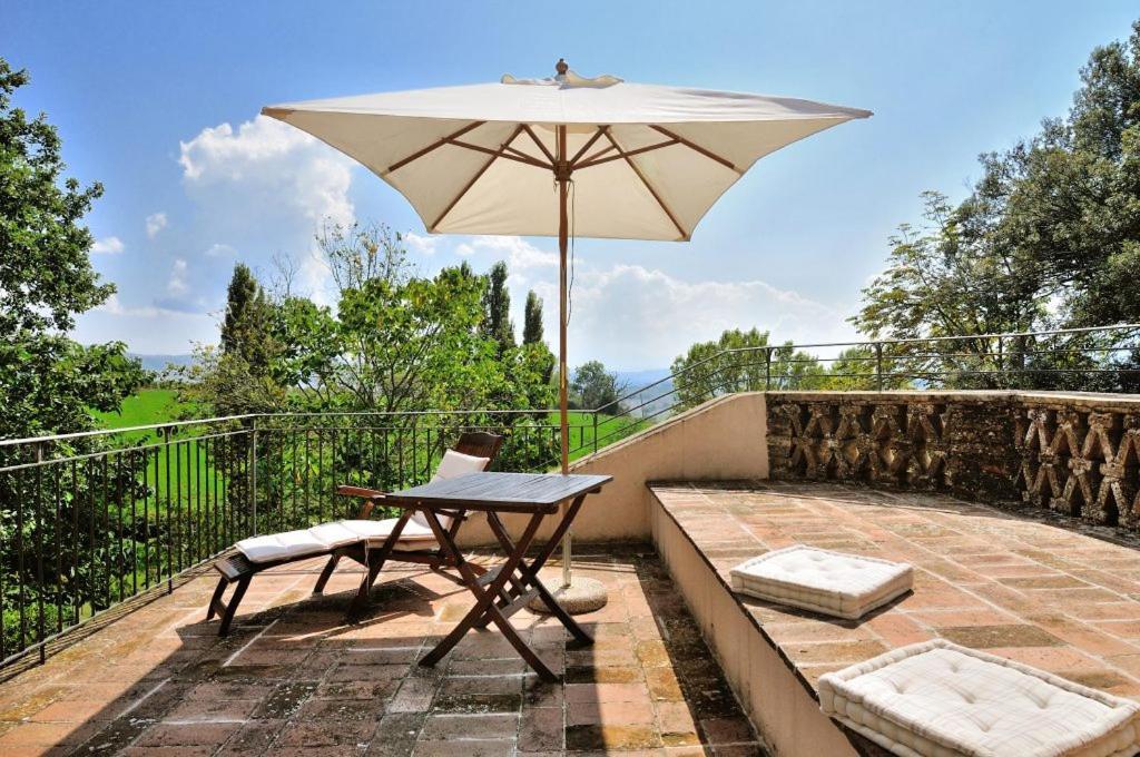 Villa Collepere Country House Мателіка Екстер'єр фото