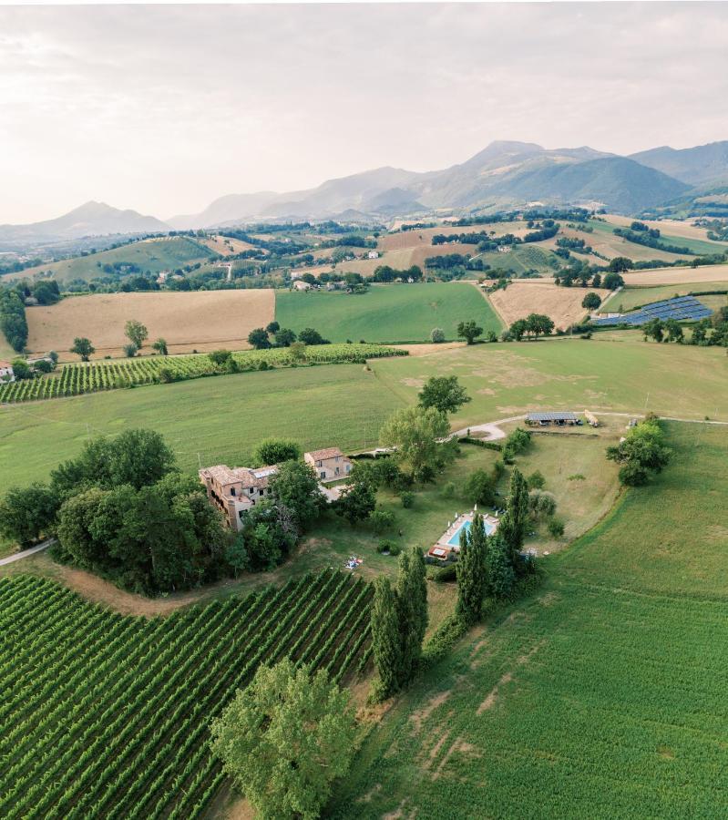 Villa Collepere Country House Мателіка Екстер'єр фото