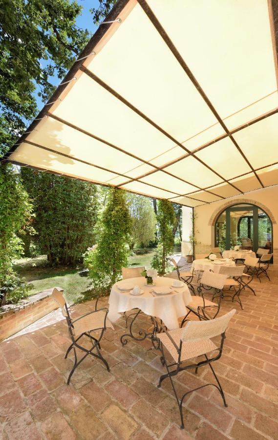 Villa Collepere Country House Мателіка Екстер'єр фото