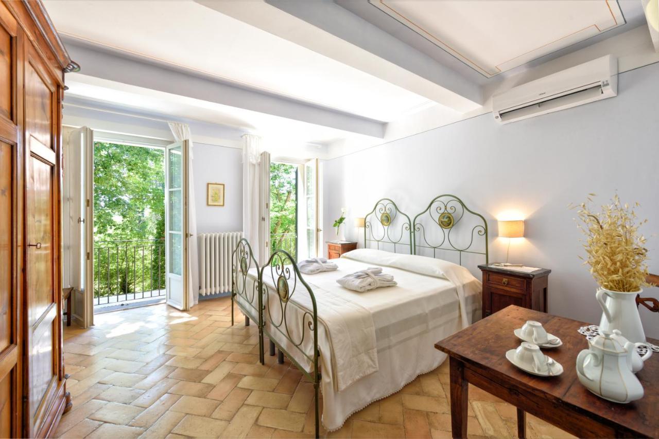 Villa Collepere Country House Мателіка Екстер'єр фото