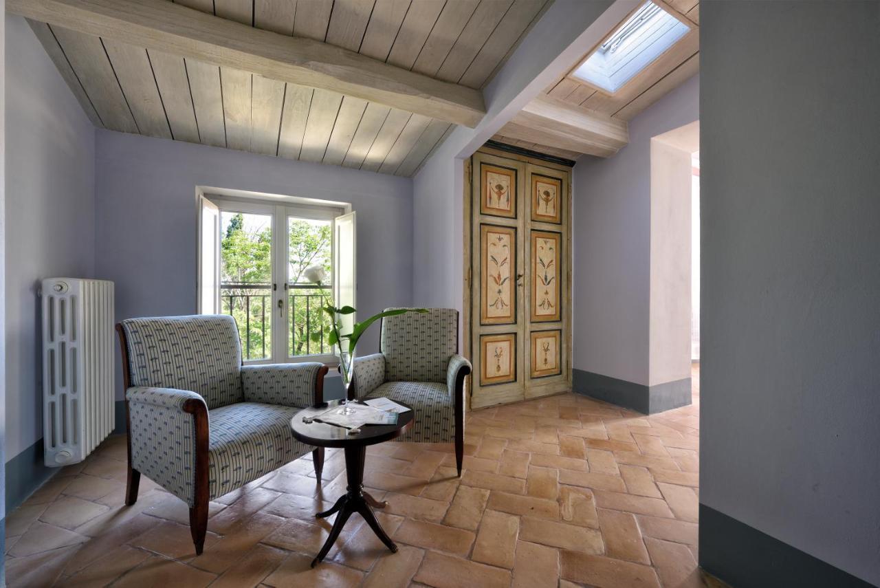Villa Collepere Country House Мателіка Екстер'єр фото