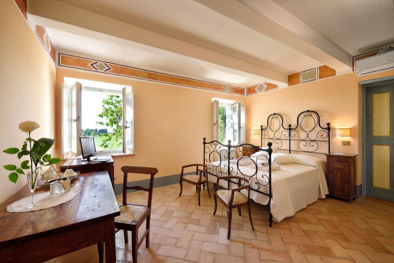 Villa Collepere Country House Мателіка Екстер'єр фото